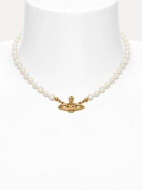 Auth- Vivienne Westwood Mini bas relief choker
